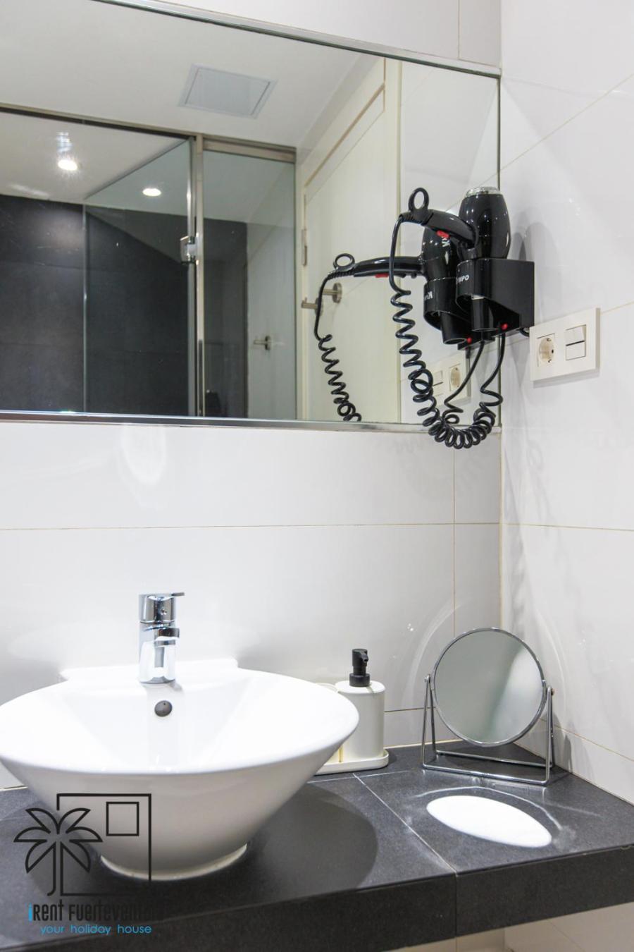 Hola Jag Corralejo Center Irent Fuerteventura Apartment ภายนอก รูปภาพ